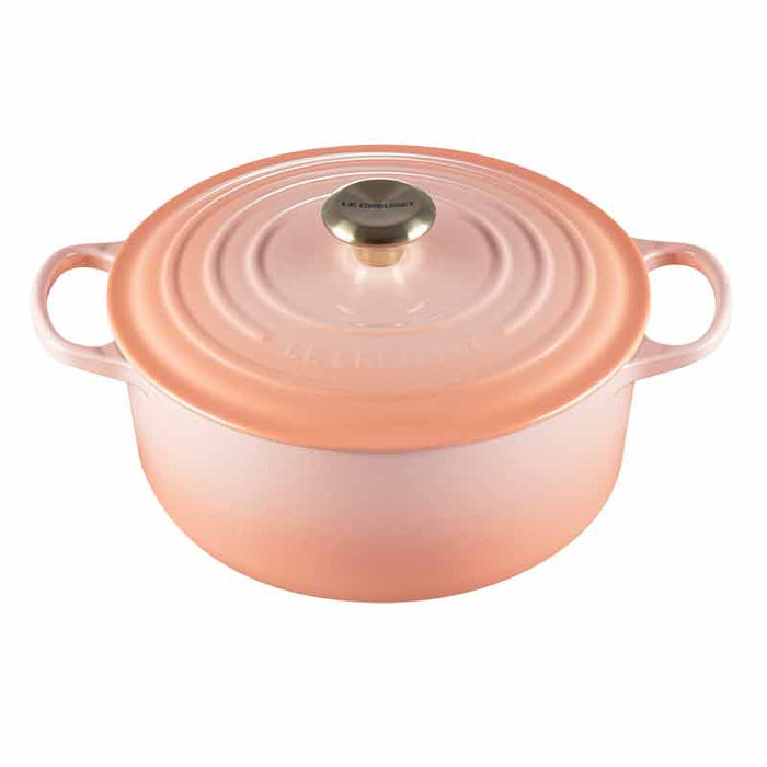 Le Creuset Signature 7.25 Quart Round Dutch Oven