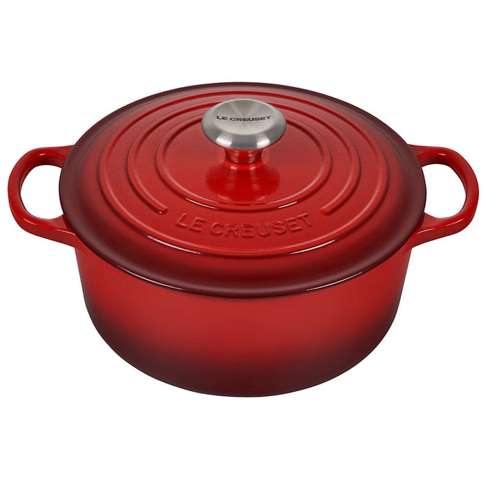 Le Creuset Signature 4.5 Quart Round Dutch Oven
