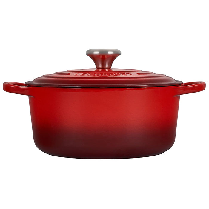 Le Creuset Signature 4.5 Quart Round Dutch Oven