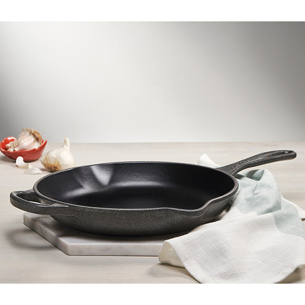Le Creuset Signature 10.25" Skillet