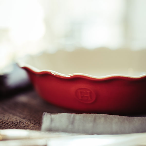 Emile Henry 9" Pie Dish